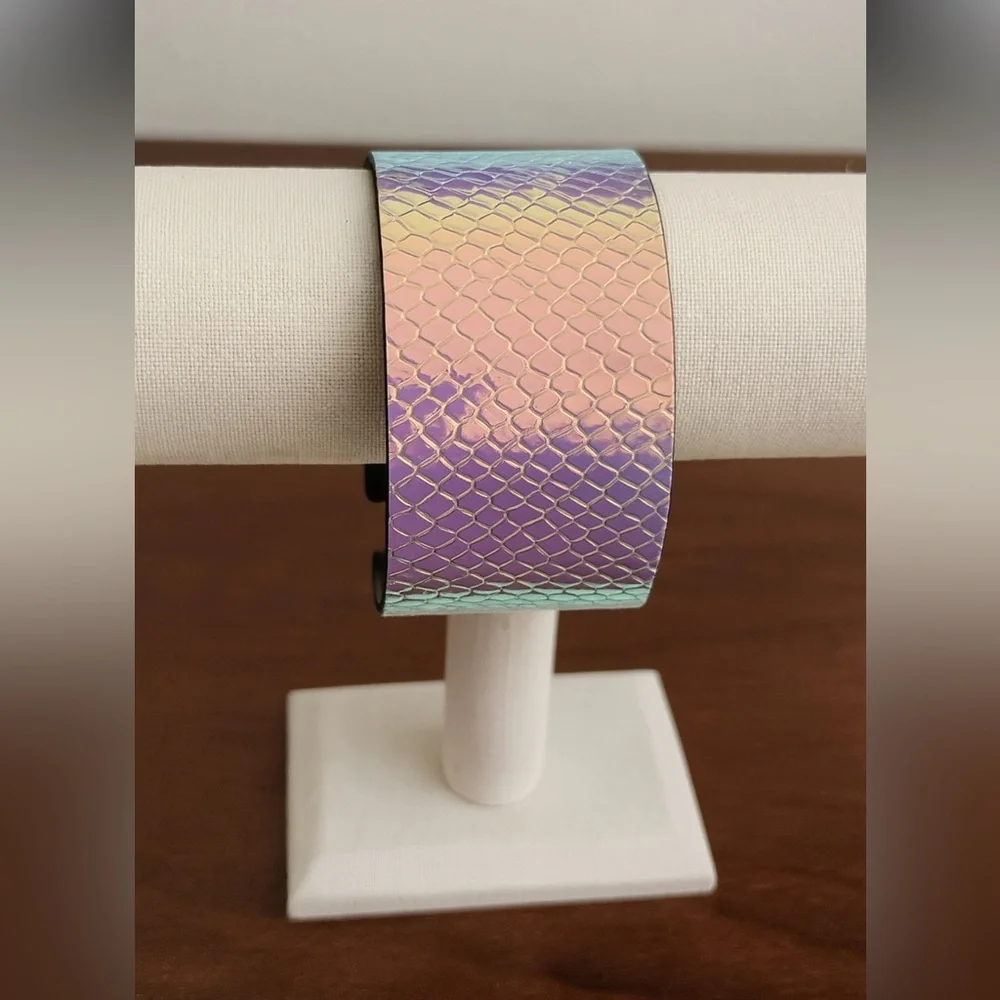 Vintage Y2K Women's Chunky Purple Embossed Cuff Patent Bracelet Scene Emo Grunge